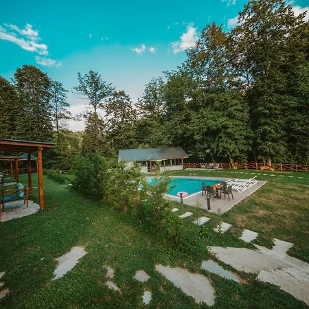 Villa Vrosi